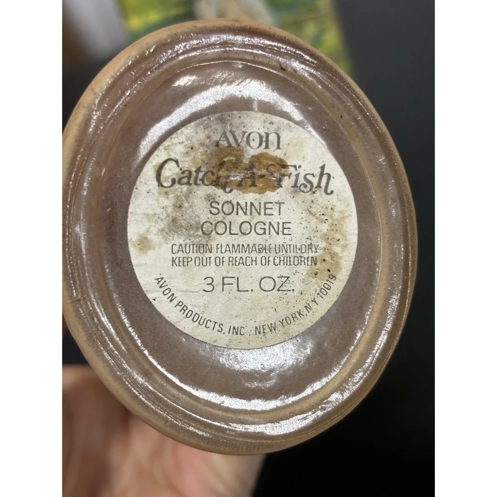 Vintage 1976 Avon Catch-a-Fish Sonnet Cologne Bottle Collector Decanter with Box